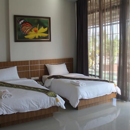 Tawan Anda Garden Hotel Surat Thani Exterior foto